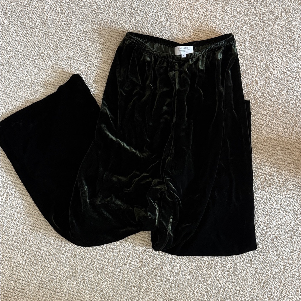 La Ligne Velvet Colby Pants dark green size medium EUC
